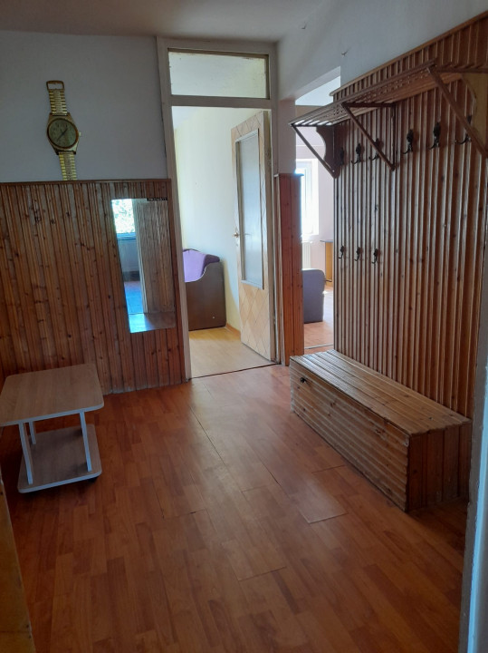 Apartament de 3 camere, 55mp, mobilat-utilat, zona Manastur