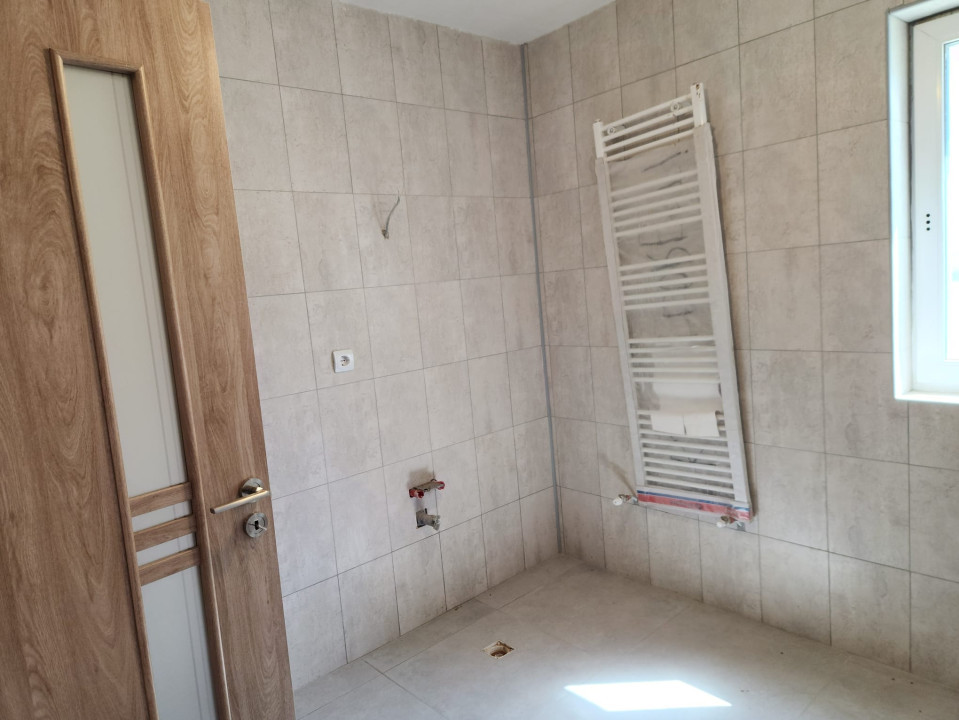 Apartament de 3 camere finisat,66 mp,zona eroilor