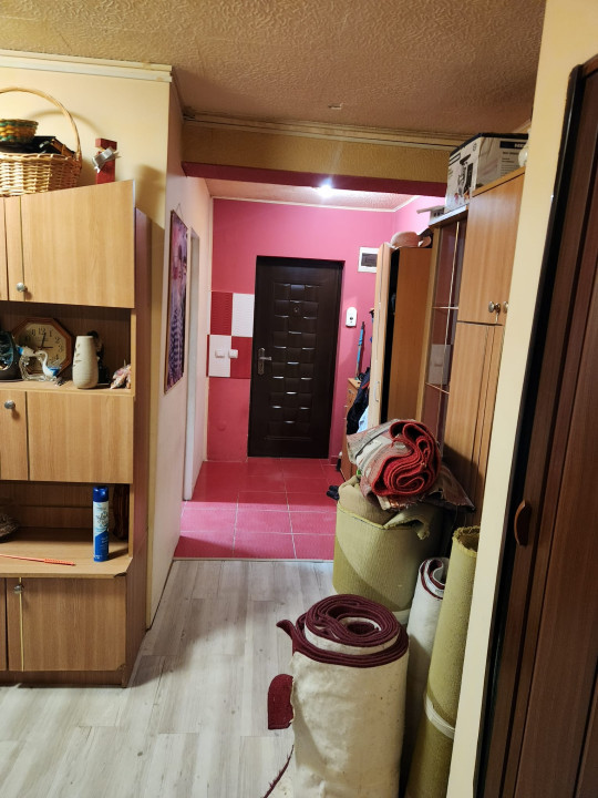 APARTAMENT CU 2 CAMERE DECOMANDATE 45mp