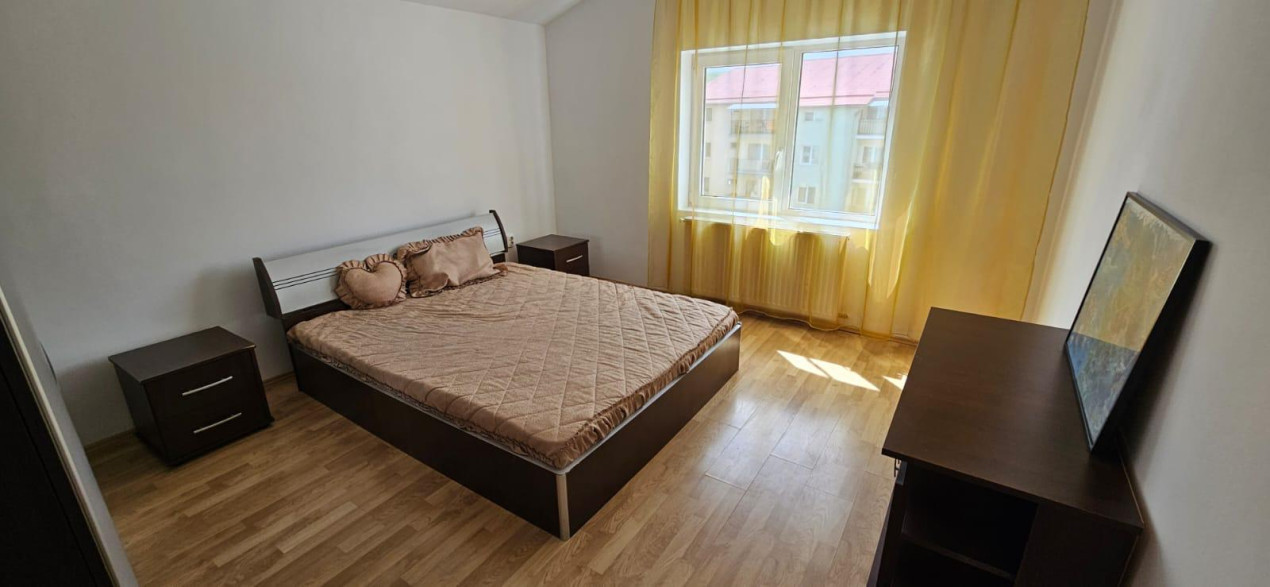 Apartament 2 camere decomandate , 55 mp. utili, parcare, cartier Manastur 