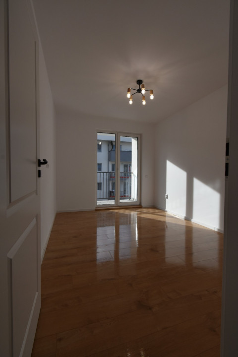 Apartament de 3 camere, 64 MP, parcare inclusa, zona Poligon