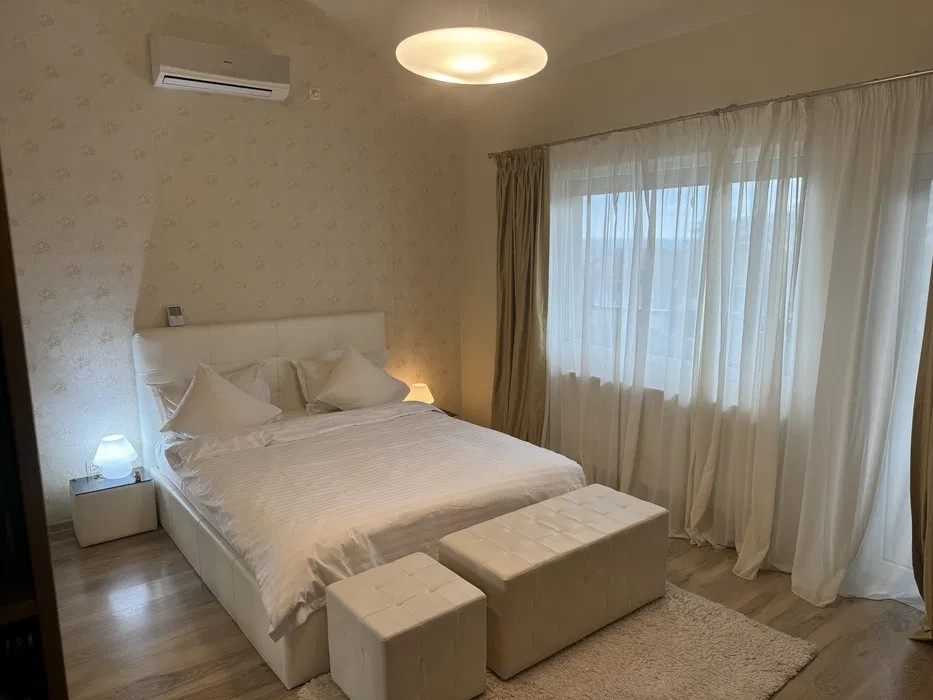 Apartament 3 camere de lux, Buna Ziua