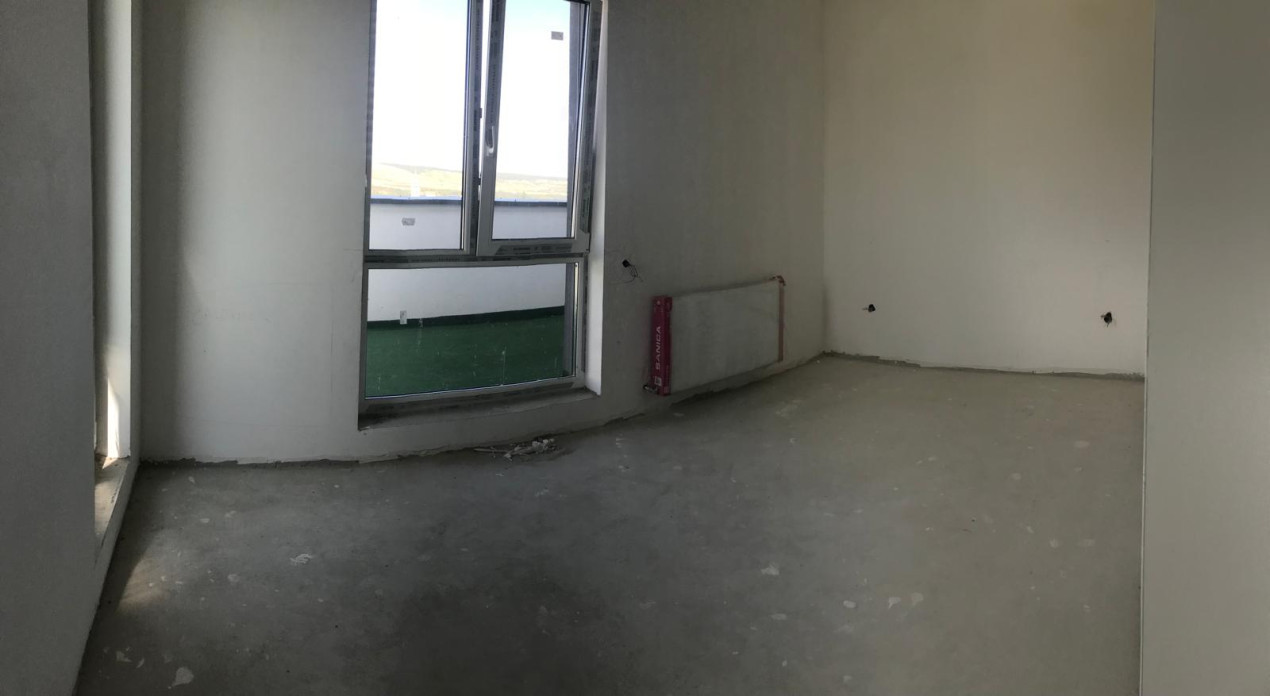 Apartament cu 2 camere, parcare, terasa, zona Eroilor