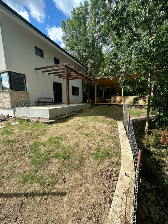 Casa individuala, 120 mp, 4 camere, constructie noua, Zona Capusu Mic