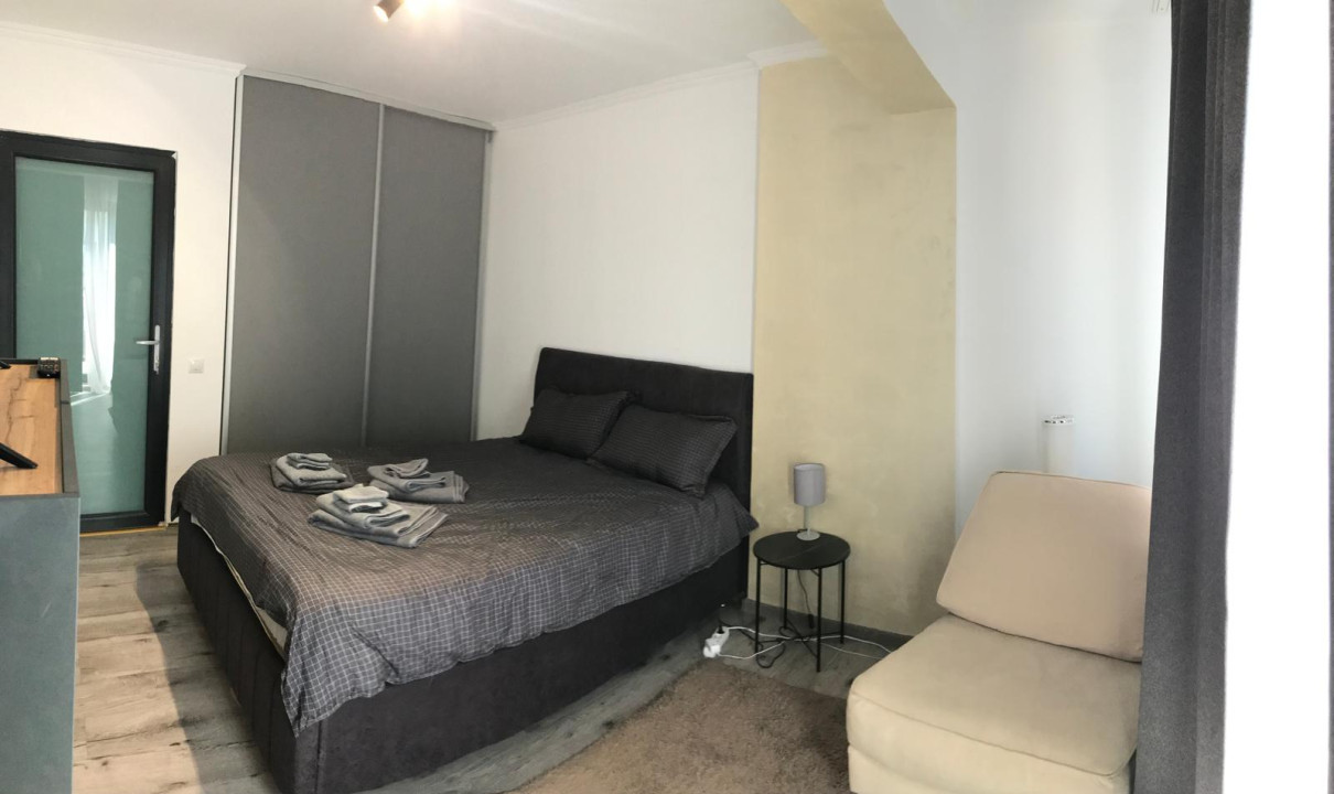 Apartament cu 2 camere, terasa, parcare, zona Metro