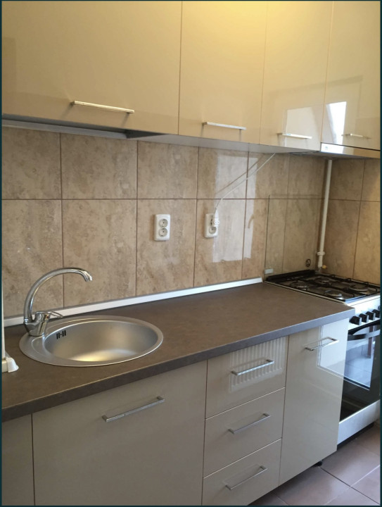 Apartament 1 camera, de vanzare, 35 mp. parcare, etaj 3, cartier Zorilor 