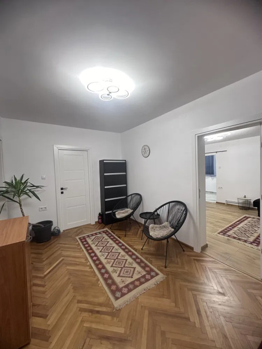 Apartament de 3 camere la casa,  108 mp. cartier Iris 