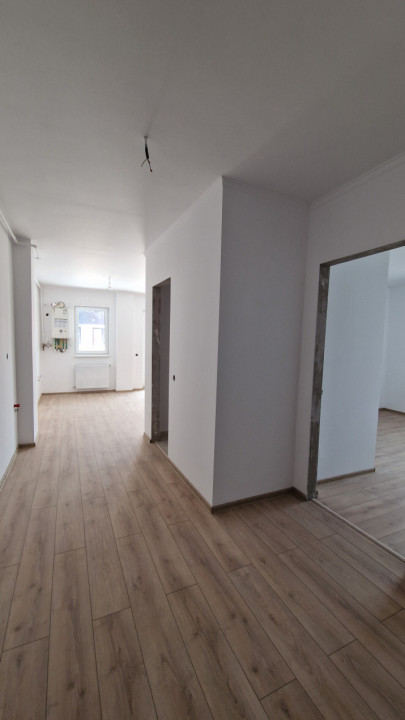 Apartament de 3 camere, 70mp utili, Terasa 62mp, Parcare, Baciu 