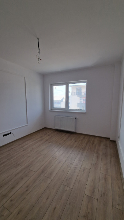 Apartament de 3 camere, 70mp utili, Terasa 62mp, Parcare, Baciu 