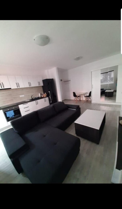 Apartament cu 2 camere, 46 mp, parcare, 2 balcoane, cartier Terra