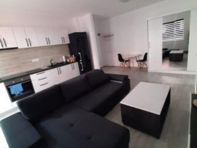 Apartament cu 2 camere, 46 mp, parcare, 2 balcoane, cartier Terra