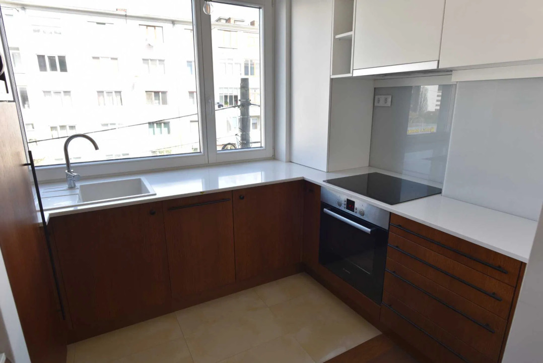 Apartament de 3 camere de inchiriat, 57 mp. parcare, P-ta Mihai Viteazul