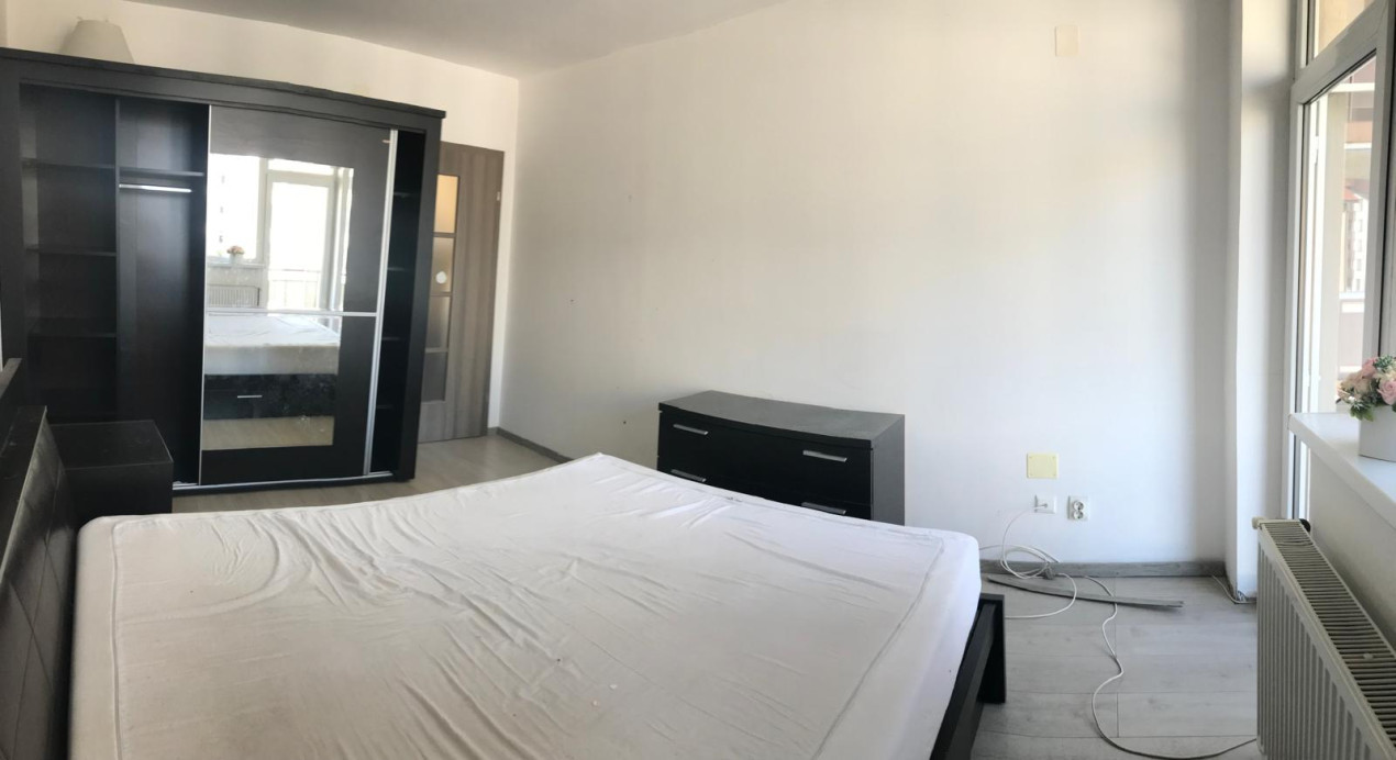 Apartament cu 3 camere, 68 mp, parcare, zona Tineretului