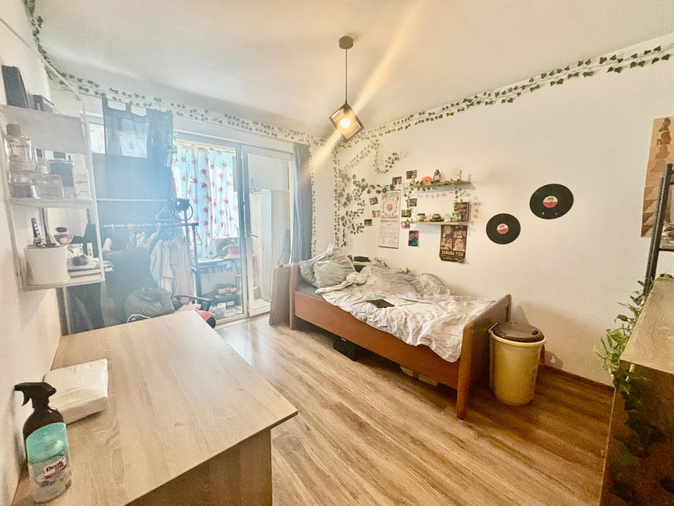 apartament cu 2 camere decomandate