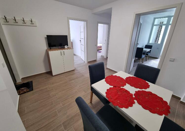 apartament cu 2 camere si parcare inclusa