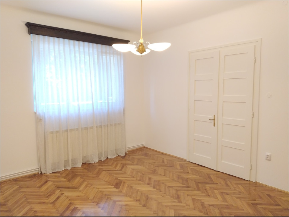 Apartament 2 camere,Zona Centrala, suprafata utila 56 mp.