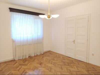 Apartament 2 camere,Zona Centrala, suprafata utila 56 mp.