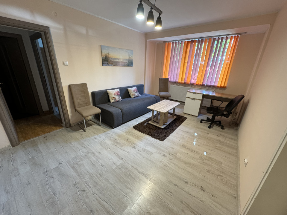 Apartament 2 camere, zona garii,42mp, disponibil imediat