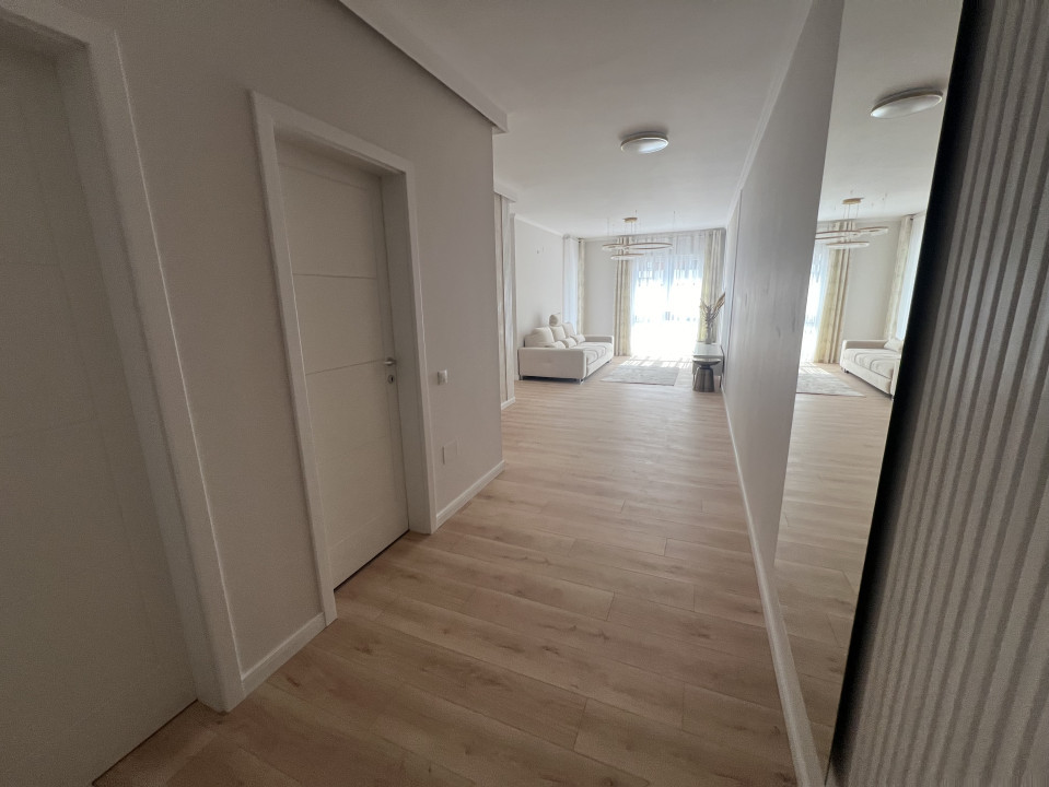 Apartament de 3 camere, 2 bai, 79 mp, Avram Iancu