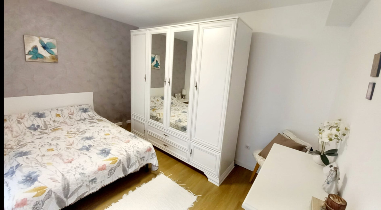 Apartament 2 camere 42 mp, terasa,parcare subterana ,zona Vivo (Metro)