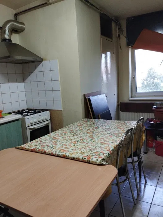 Apartament cu 3 camere, 54 mp,, zona Gheorghe Doja