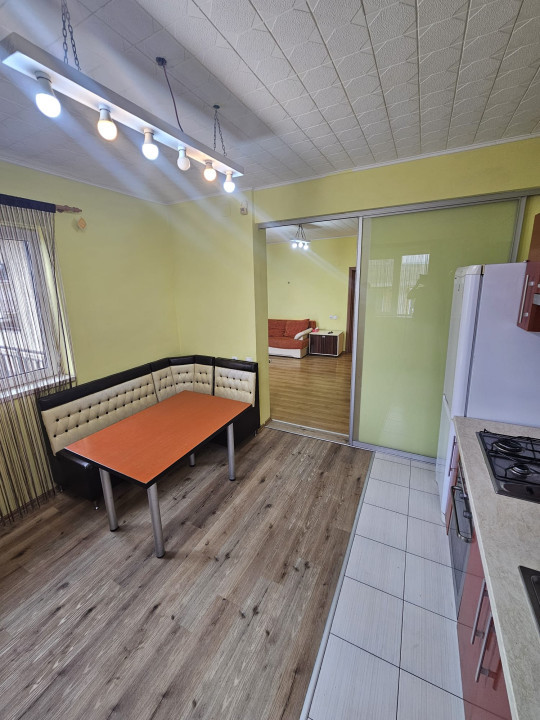 Apartament 2 camere , 63 mp utili , balcon  , zona Panemar Stejarului