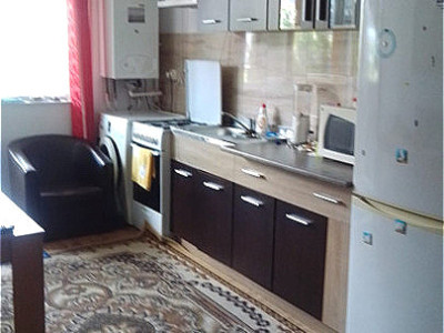 Apartament cu o camera, 34 mp, balcon, parcare, zona Eroilor