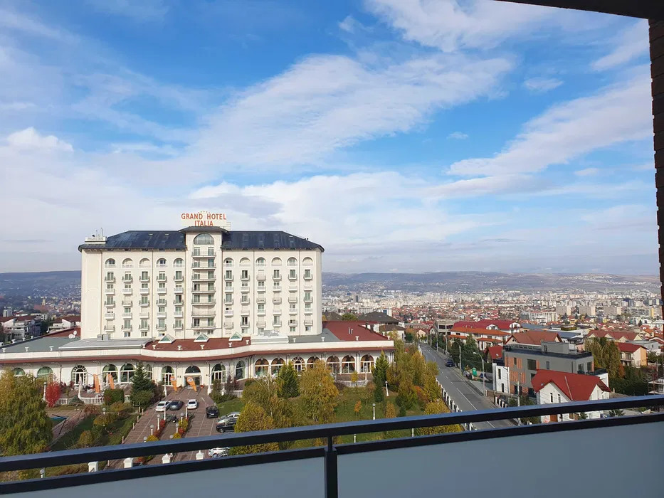 Apartament 2 camere decomandate, 53 mp utili, parcare, view, cartier Bună Ziua