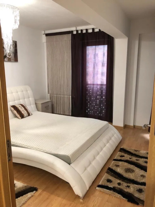 Apartament de inchiriat cu 2 camere , 52 mp. parcare, cartier Europa 