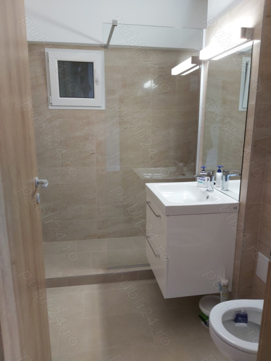 Apartament/spatiu de birou ultracentral, 3 camere, 65mp, Centru