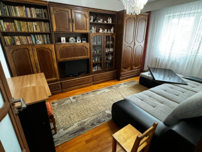 Apartament de 2 camere, 44 mp+balcon 3 mp, parcare, zona Manastur