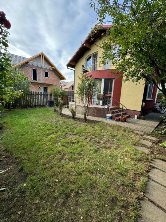 Casa individuală de 4 camere, 138 mp, teren 275 mp, zona Gilau