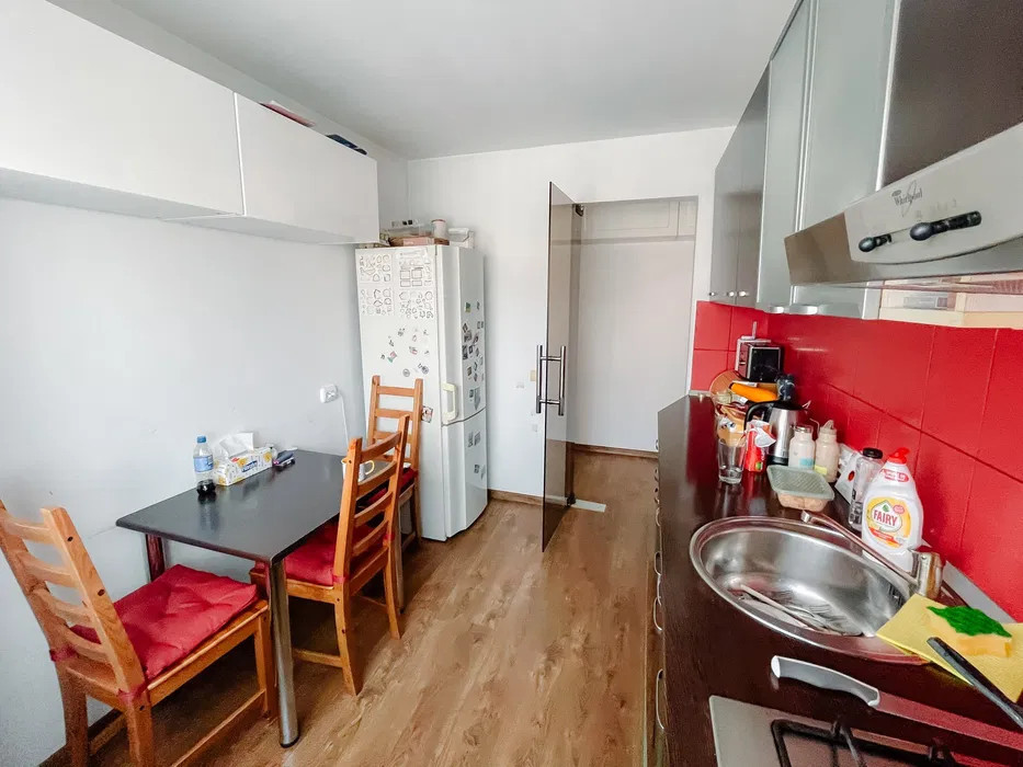 Apartament cu 2 camere decomandate, parcare, zona Muzeul Apei