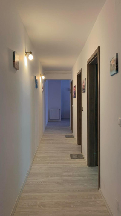 Inchiriez apartament de 3 camere in Floresti zona Eroilor.