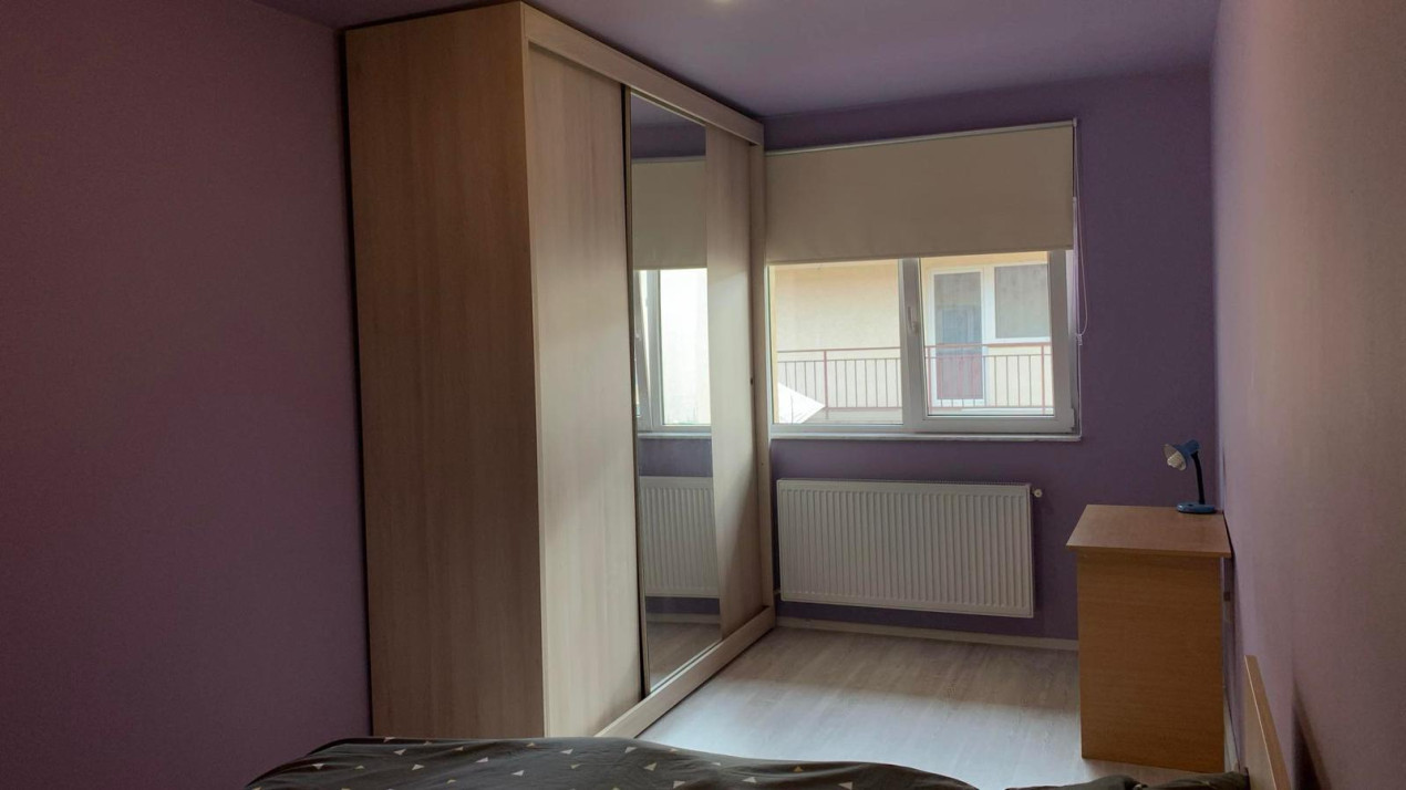 Inchiriez apartament de 3 camere in Floresti zona Eroilor.