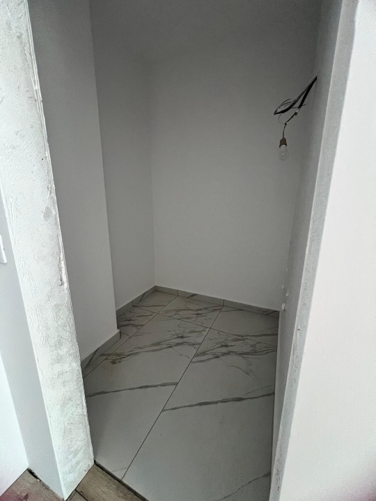 Apartament de 3 camere,68 mp, finisat, parcare subterana, Zona Eroilor