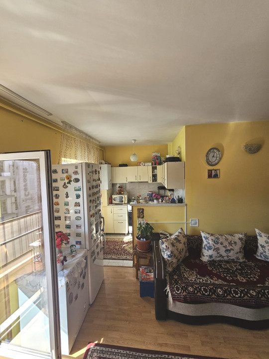 Apartament 2 camere , 42 mp utili , Parcare , zona Stejarului