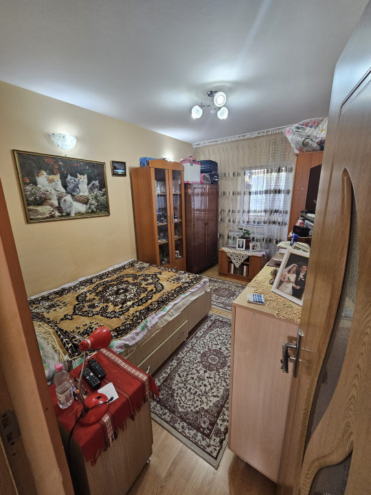 Apartament 2 camere , 42 mp utili , Parcare , zona Stejarului