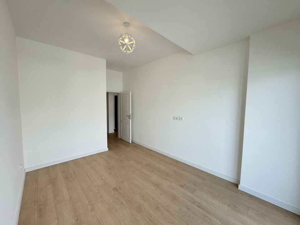 Apartament de 2 camere, 55 mp, terasa 11,63 mp, finisat, Zona Eroilor