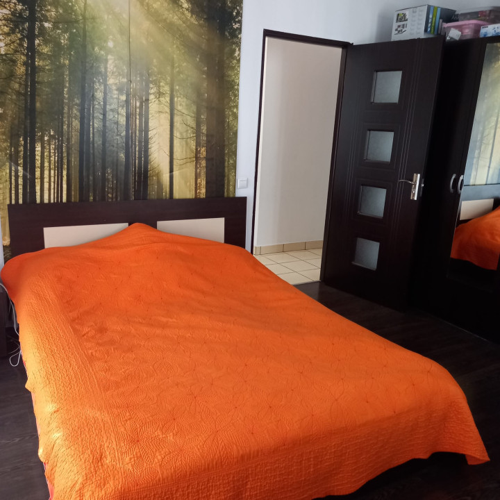 Apartament 2 camere , 51 mp utili , parcare , 3 balcoane , zona Eroilor