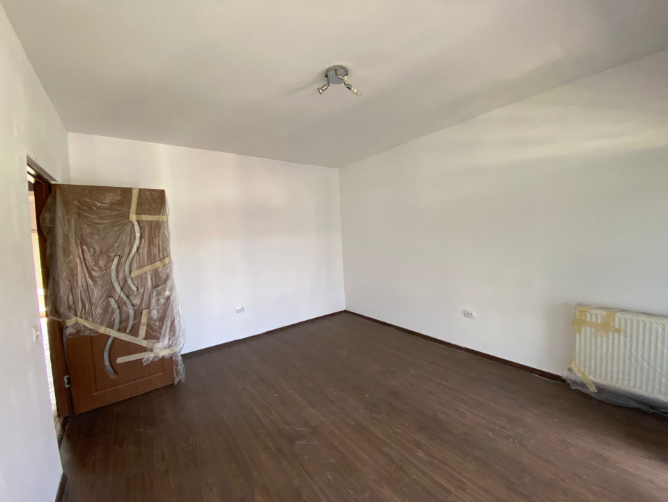 Apartament de vanzare, 2 camere, 52 mp, parcare, zona strazii Porii