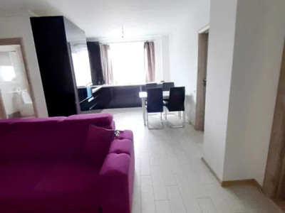 Apartament de 4 camere, 75  mp, Zona Vivo