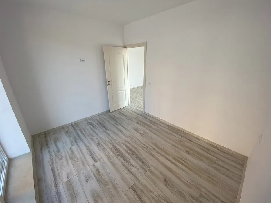 Apartament 3 camere, semifinisat, bloc nou, 56mp, Valea Chintaului