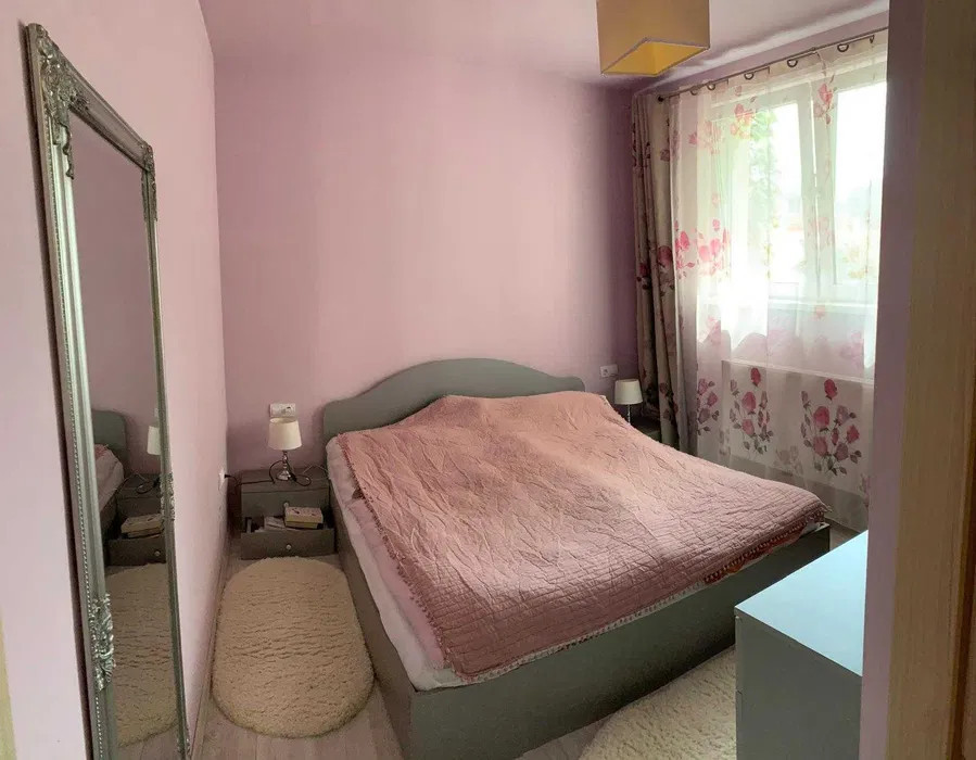 Apartament cu 3 camere, 57 mp, zona VIVO