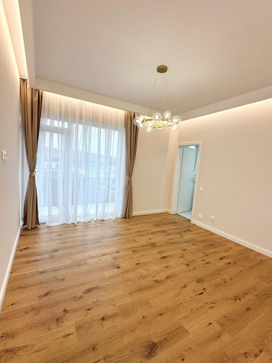 Apartament de 3 camere, 90 mp, terase 30 mp, garaj, zona Sesul de Sus