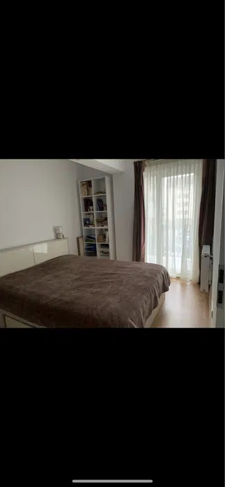 Apartament cu 2 camere, etajul 1, balcon, zona Cetatii