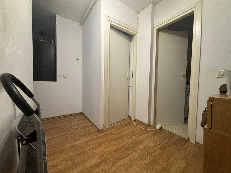 Apartament de 2 camere, cu parcare, zona Mega Image 