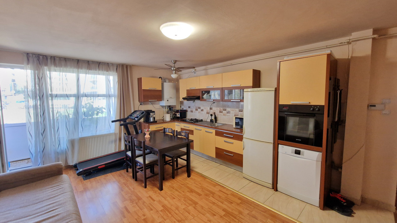 Apartament de 2 camere, 48mp, et interemediar, Petrom Baciu 