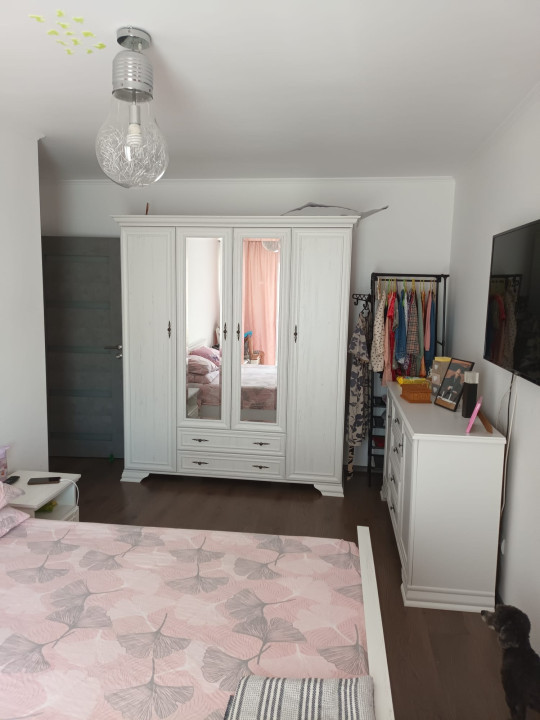 apartament cu 2 camere decomandate si parcare cf CF