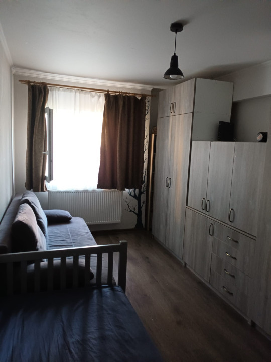 apartament cu 2 camere decomandate si parcare cf CF